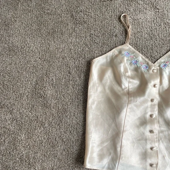 Elegant Cream Embroidered Satin Cami Top Floral Embroidered Vintage Fairy Grunge - Picture 4 of 10